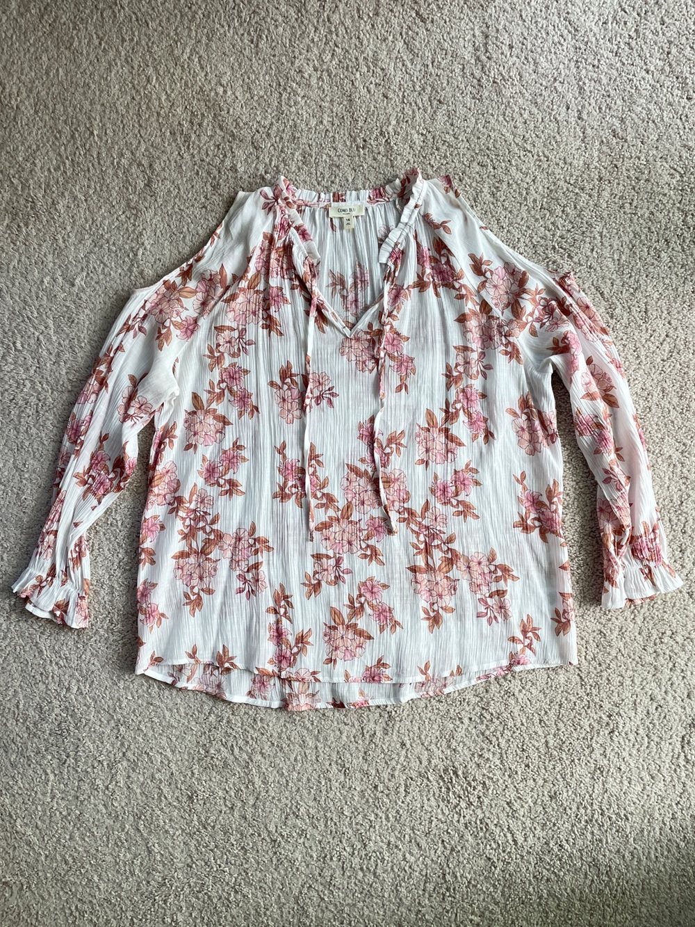 Como Blu White Pink Floral V-neck Cold Shoulder Long Sleeve Blouse Size 1X